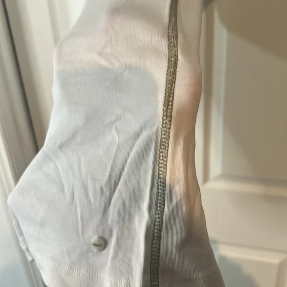 White and Green Women's Top NWT size large - Picture 6 of 10